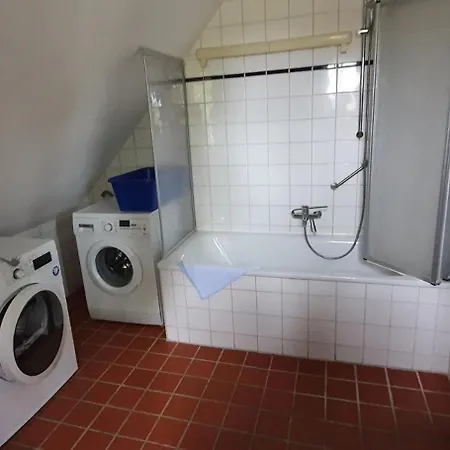 Apartman Im Kollhof - Ruhe Und Im Sueden Ruegens *