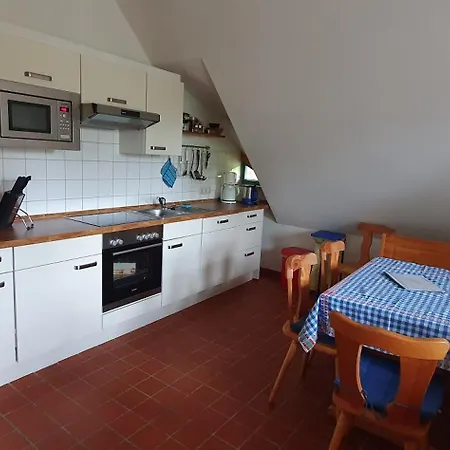 Im Kollhof - Ruhe Und Im Sueden Ruegens